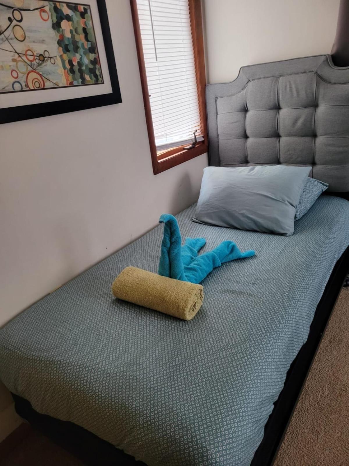 Ambiance - King Bed Cabin, Jetted-Tub & Fireplace Tobyhanna Exterior foto